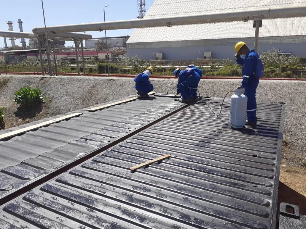 Container waterproofing Methanol from the East Metor (45)