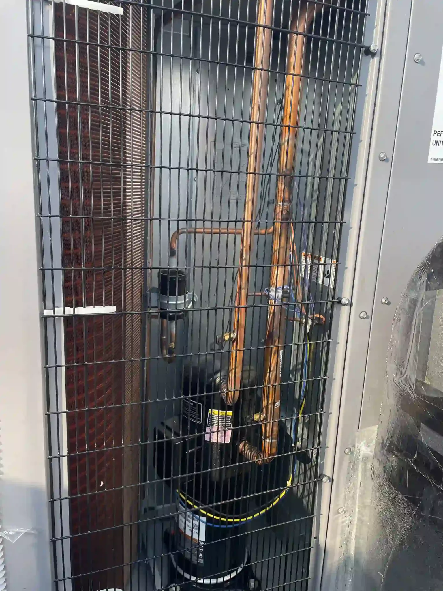 Instalación de 7 unidades compactas aire a (19) copy