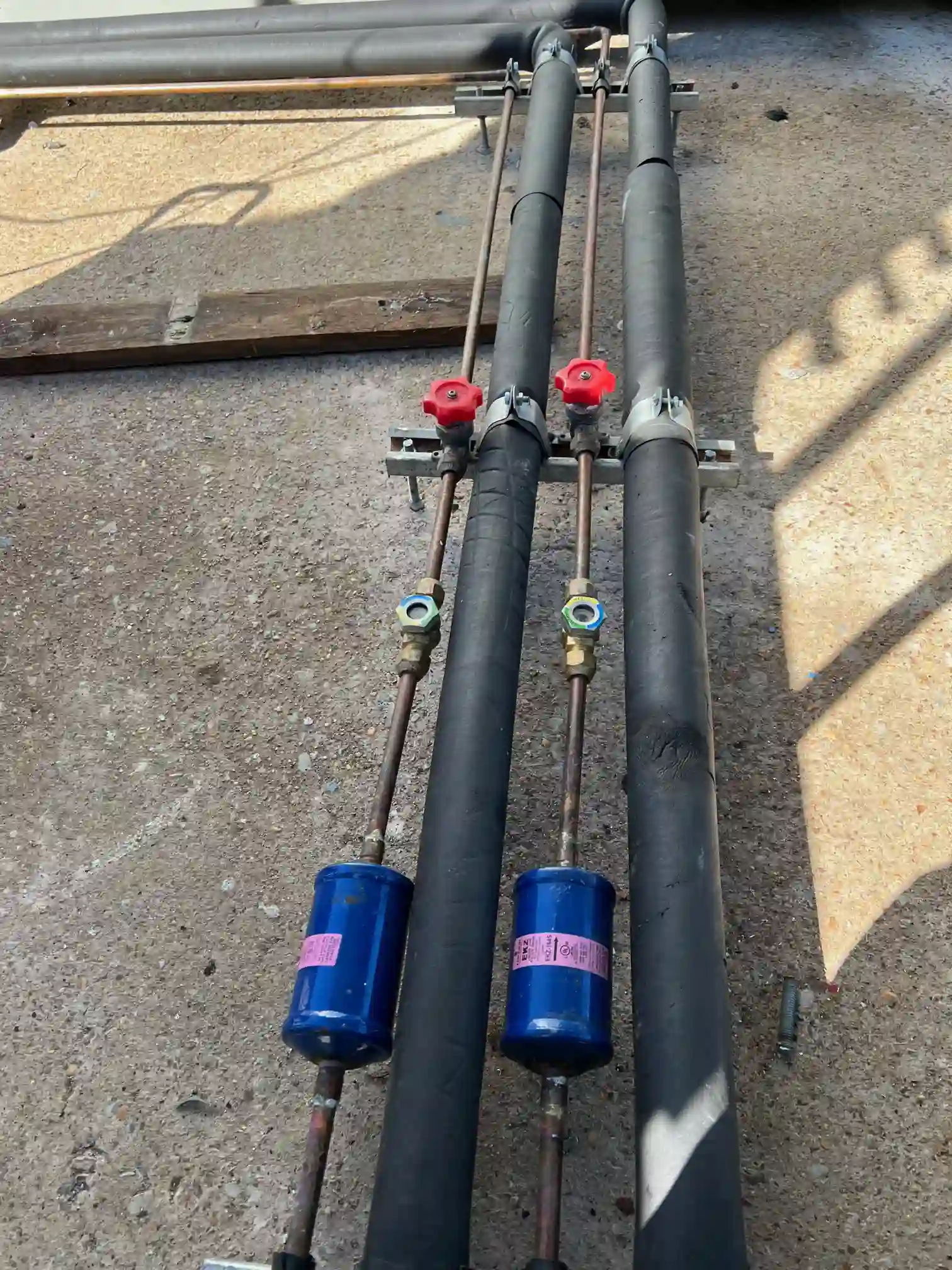 Installation of 15TR unit in chromatography area. (15) copy