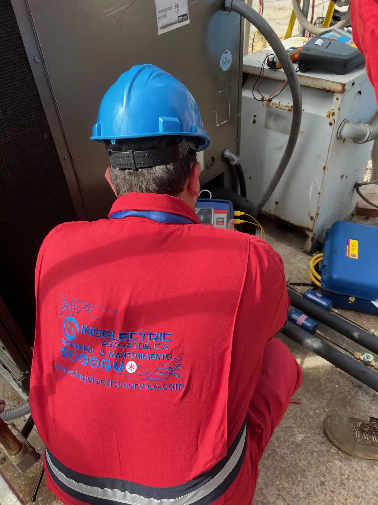 Installation of 15TR unit in chromatography area. (20) copy