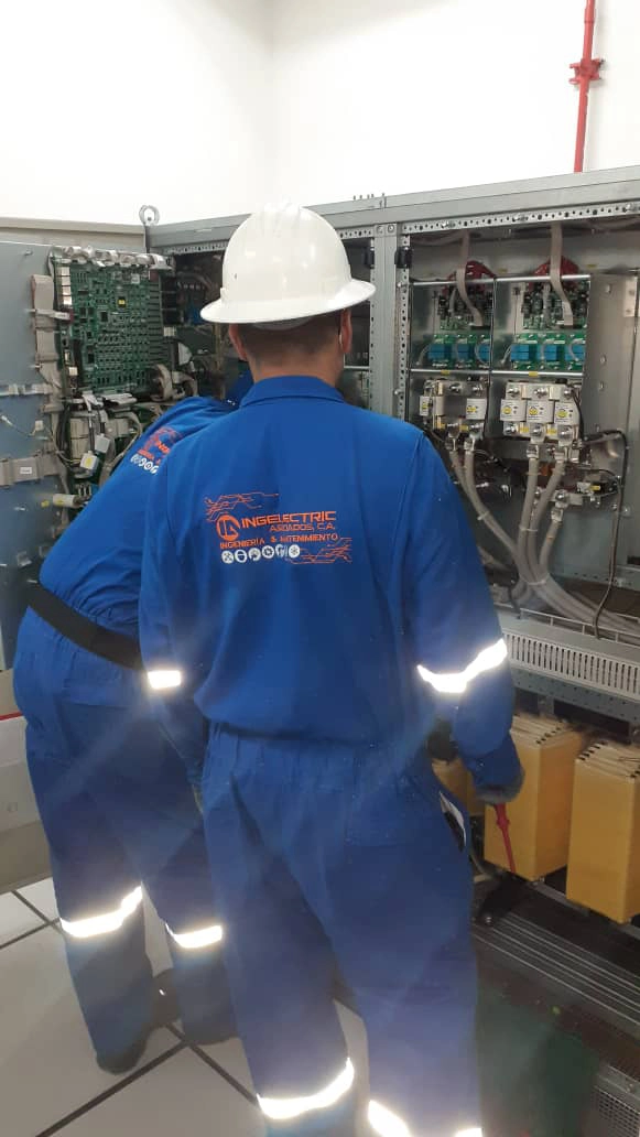 Mantenimiento correctivo banco de UPS sala de control I y II . Metanol de Oriente Metor (12) copy