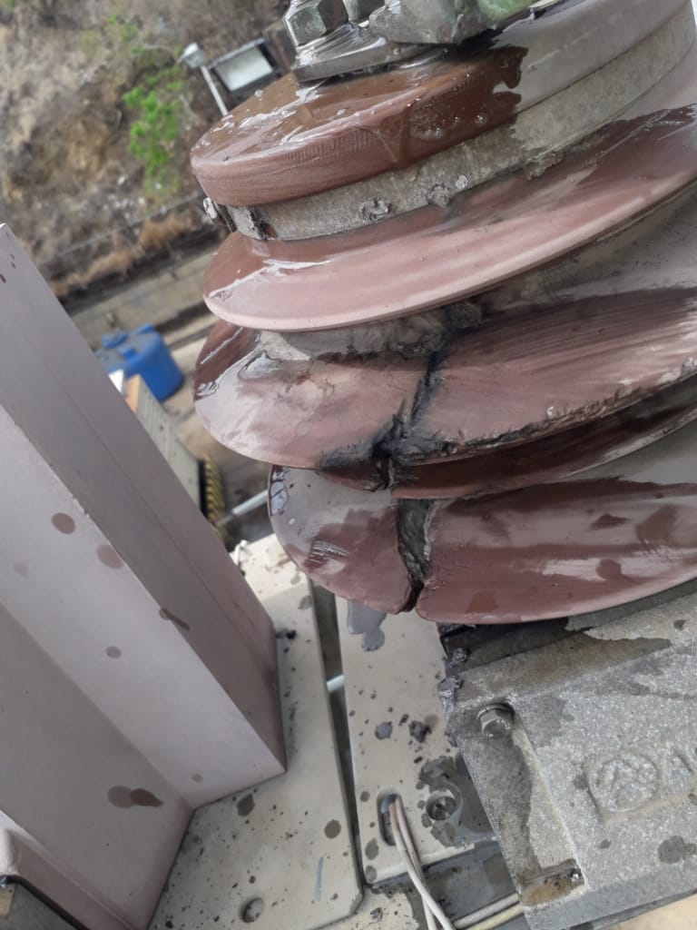 Mantenimiento correctivo transformador de corriente Ferretería Epa 2020 (11)