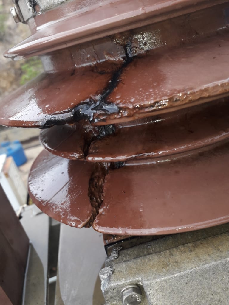 Mantenimiento correctivo transformador de corriente Ferretería Epa 2020 (7)